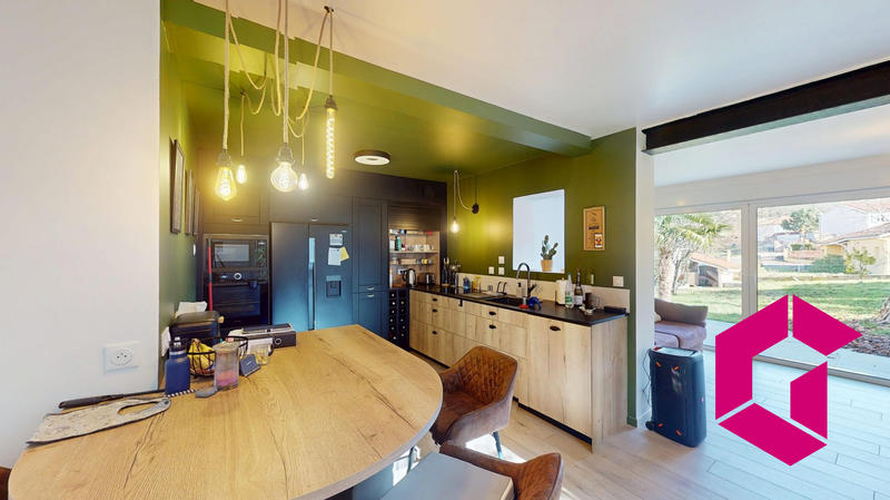 Villa - 110 m² - 6 pièces