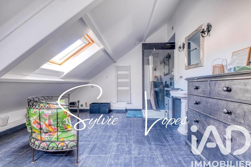 Maison - 170 m² - 5 pièces