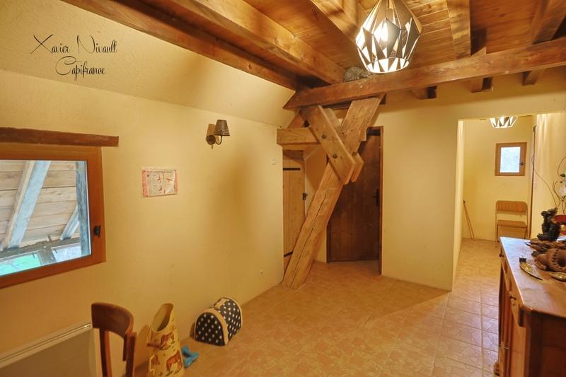 Maison - 242 m² - 5 pièces