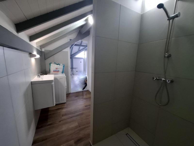 Immeuble - 421 m² - 19 pièces