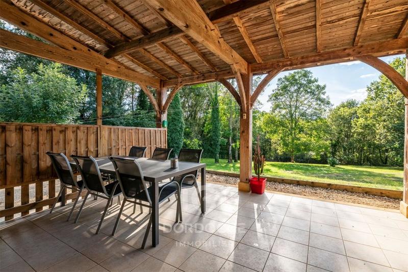 Maison en pierre - 130 m² - 4 pièces