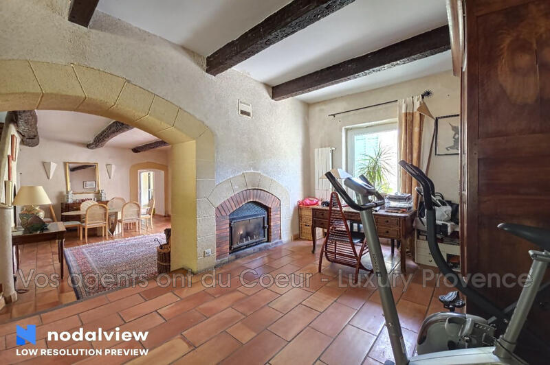 Maison - 170 m² - 7 pièces