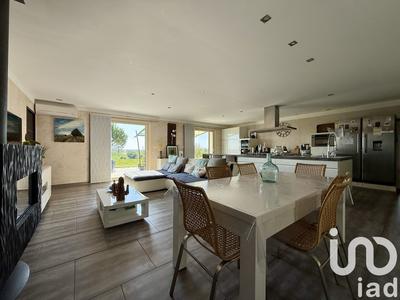 Maison - 143 m² - 4 pièces