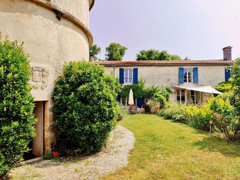 Maison de campagne - 281 m² - 8 pièces