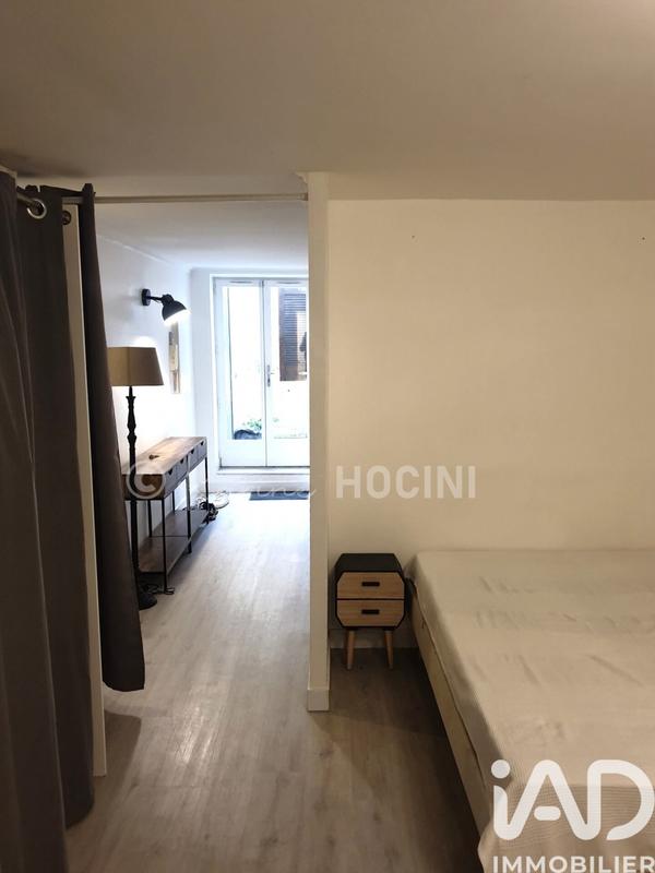 Studio - 30 m² - 1 pièce