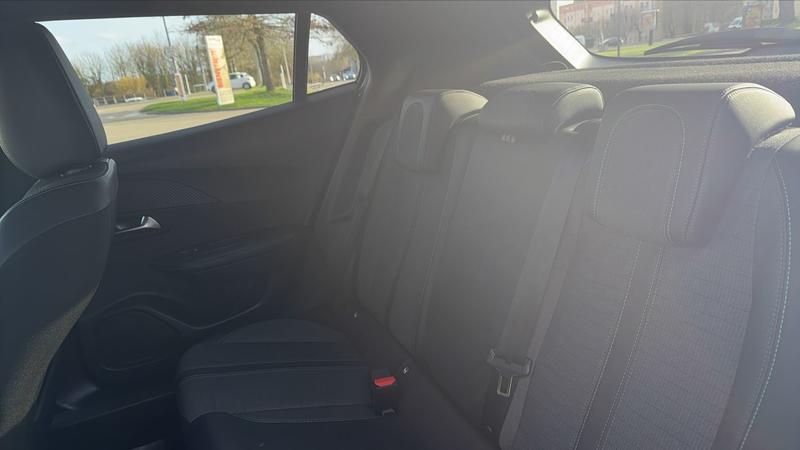 Peugeot 2008 1.5 BlueHDi 130 Eat8 Allure Pack