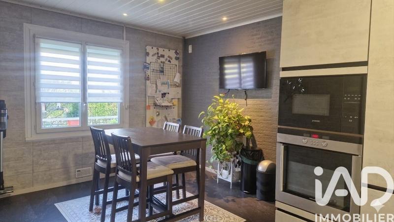 Maison - 104 m² - 4 pièces