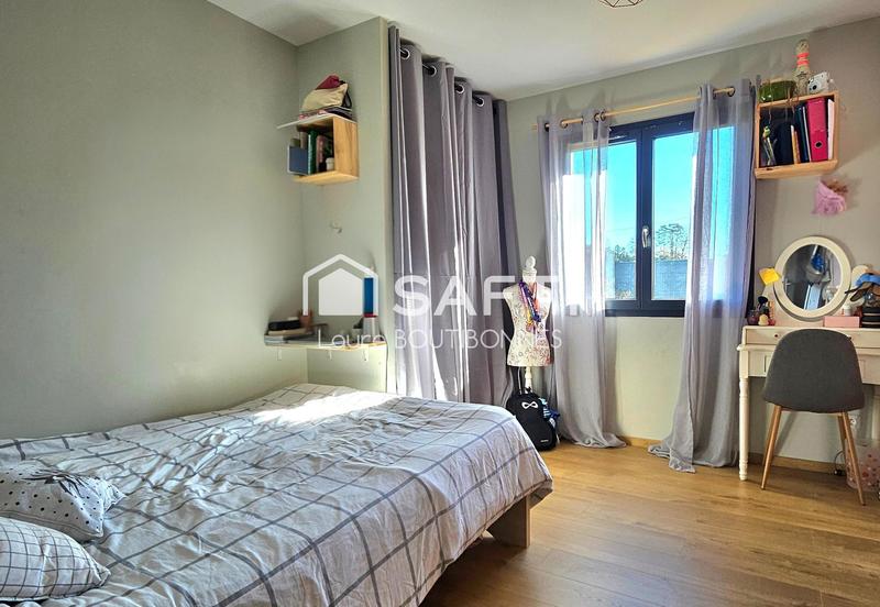 Maison - 90 m² - 4 pièces