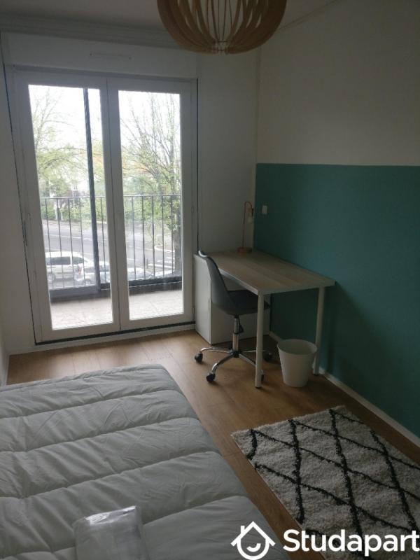Chambre - 10 m² - 1 pièce