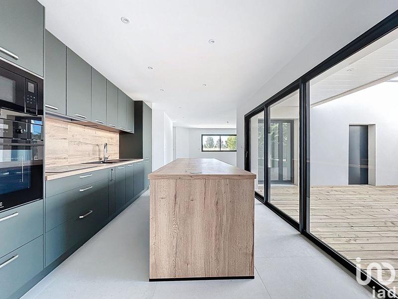 Maison - 135 m² - 6 pièces