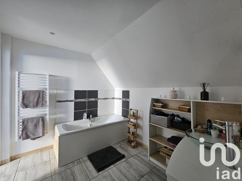 Maison - 130 m² - 6 pièces