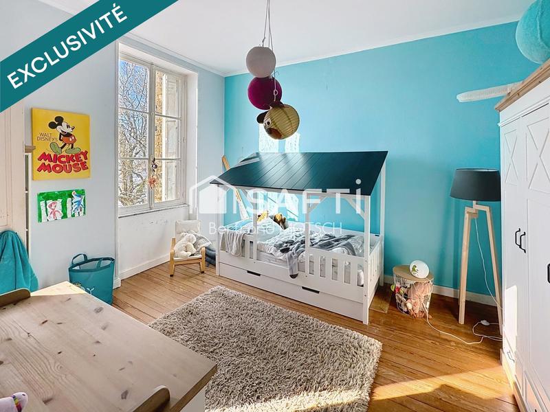 Maison - 450 m² - 20 pièces