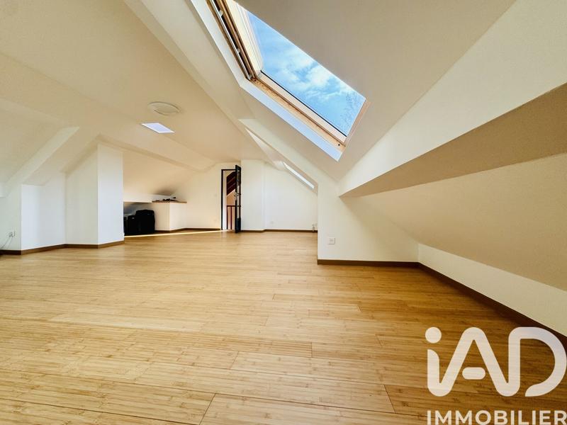 Maison - 126 m² - 6 pièces