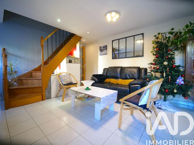 Maison - 104 m² - 4 pièces