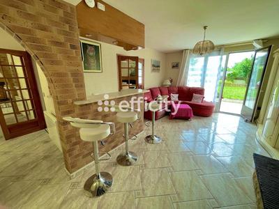 Maison - 150 m² - 6 pièces