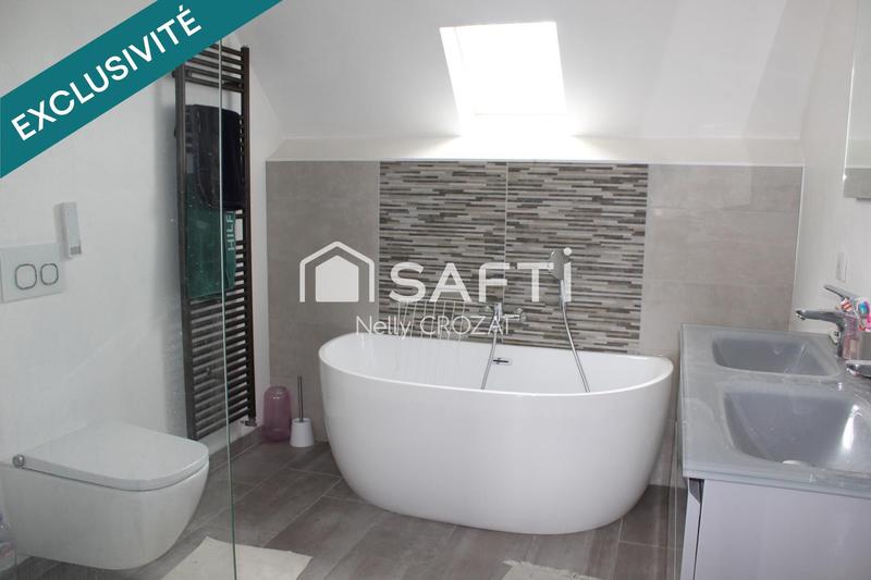 Maison - 195 m² - 8 pièces