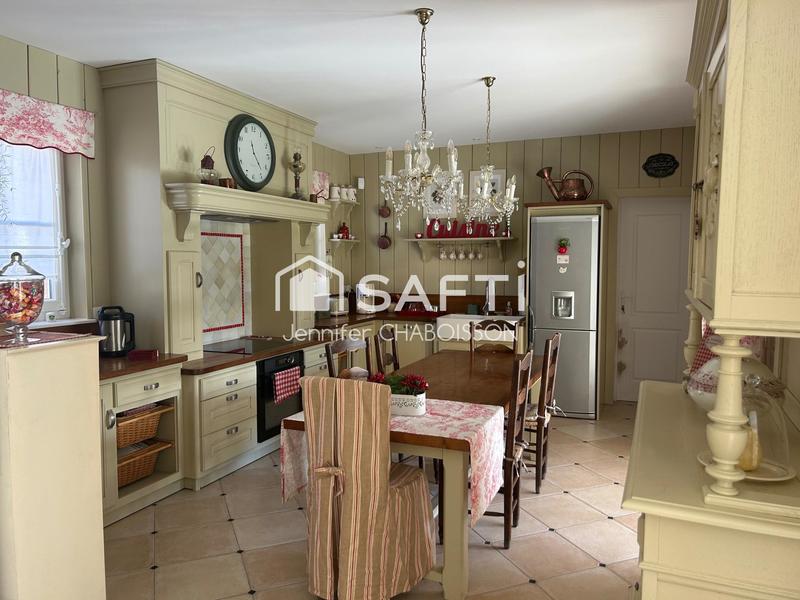 Maison - 163 m² - 4 pièces