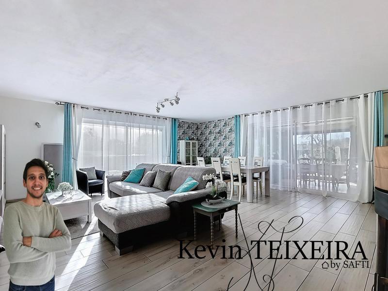 Maison - 210 m² - 8 pièces