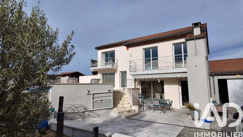 Maison - 145 m² - 6 pièces