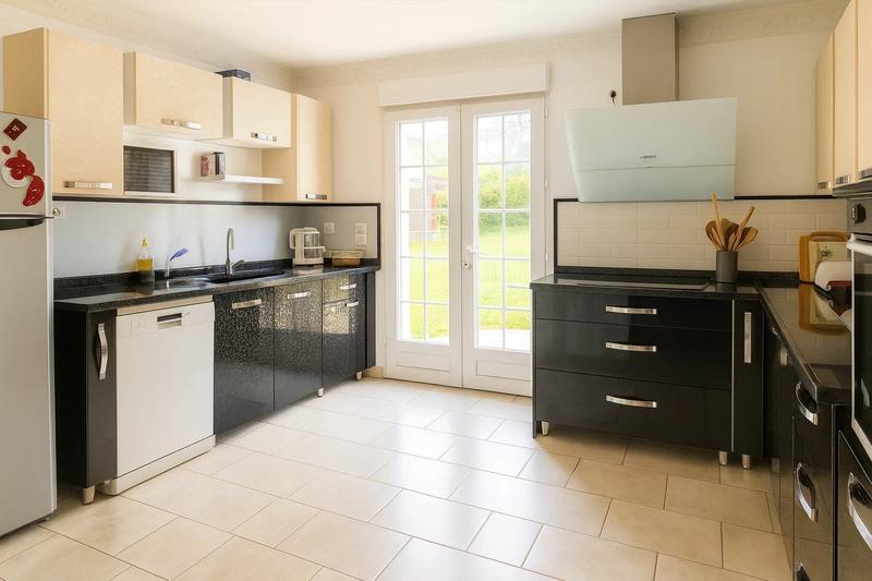 Maison - 105 m² - 4 pièces