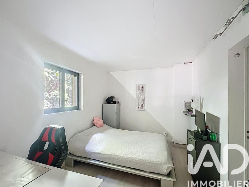 Maison - 180 m² - 6 pièces