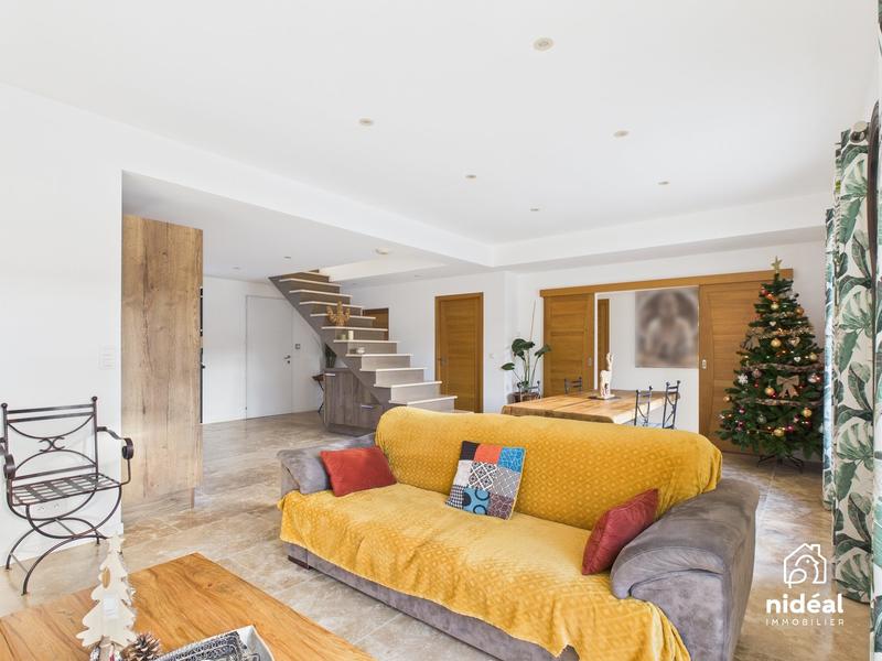 Villa - 130 m² - 5 pièces