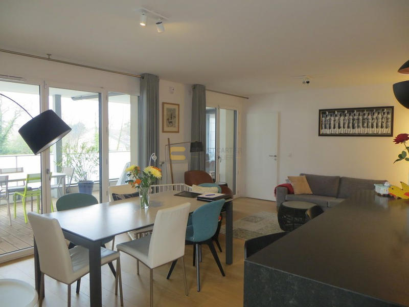 Appartement - 94 m² - 4 pièces