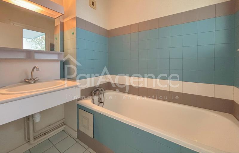Appartement - 81 m² - 3 pièces