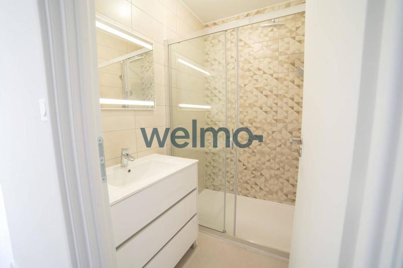 Appartement - 100 m² - 5 pièces