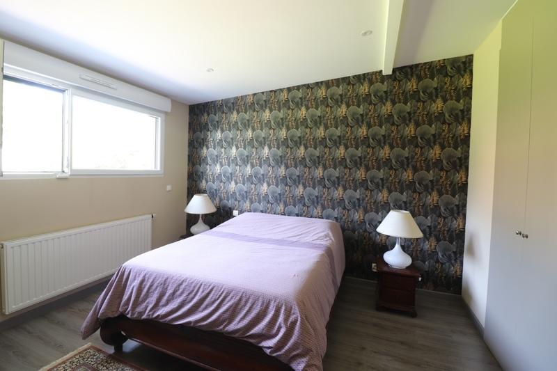 Maison - 210 m² - 7 pièces