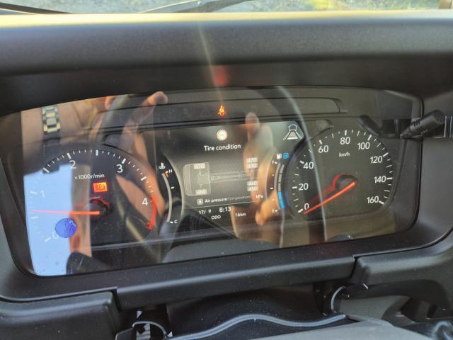 Isuzu M27 Generation 2 3.0 150ch Benne et Coffre E 2500