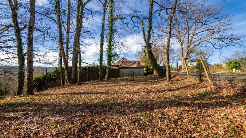 Terrain constructible - 920 m²