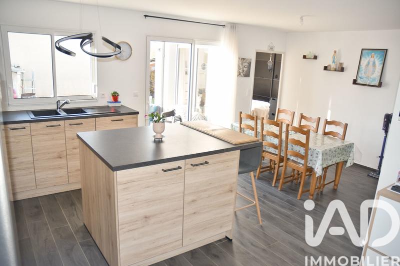 Maison - 103 m² - 4 pièces