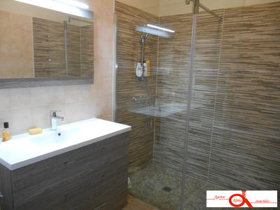 Maison - 180 m² - 6 pièces