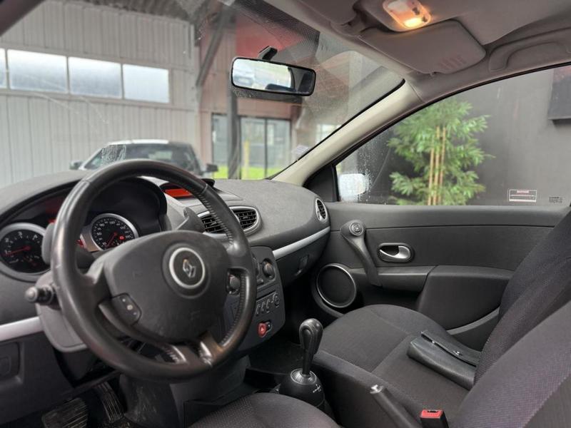 Renault Clio 1.5 dCi 85 Ch Bv Quickshift Dynamique - Garantie 6 Mois