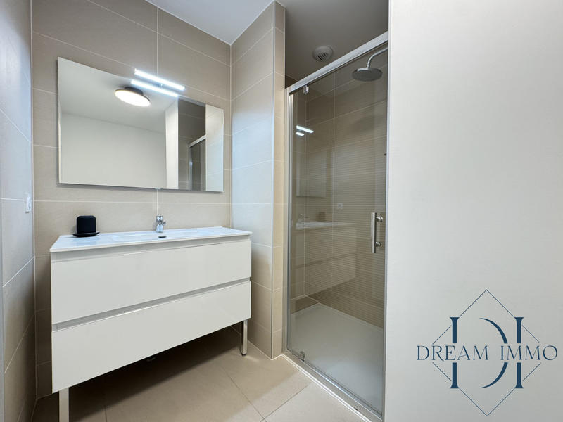 Appartement - 87 m² - 4 pièces