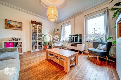 Maison de ville - 144 m² - 7 pièces