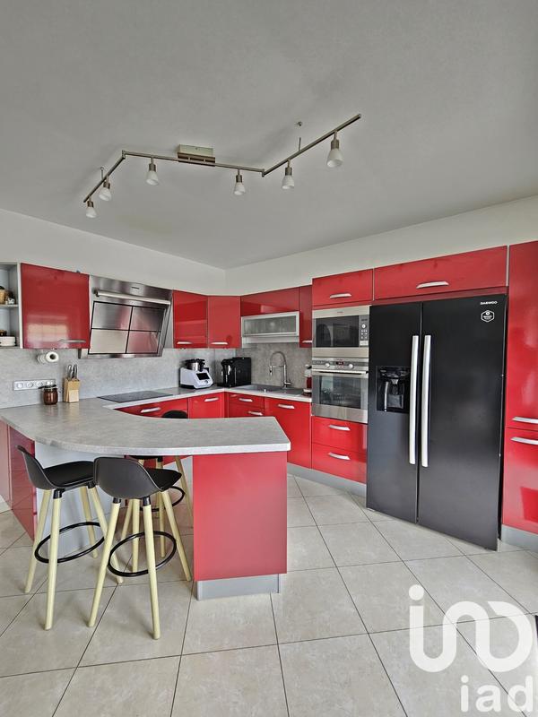 Maison - 183 m² - 5 pièces