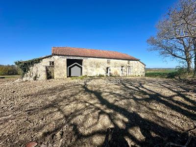 Maison - 288 m² - 3 pièces