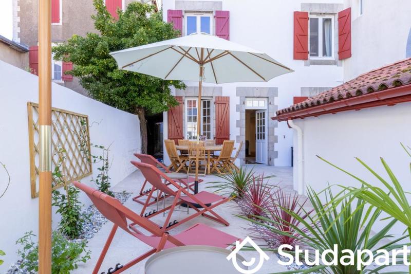 Chambre - 10 m² - 1 pièce