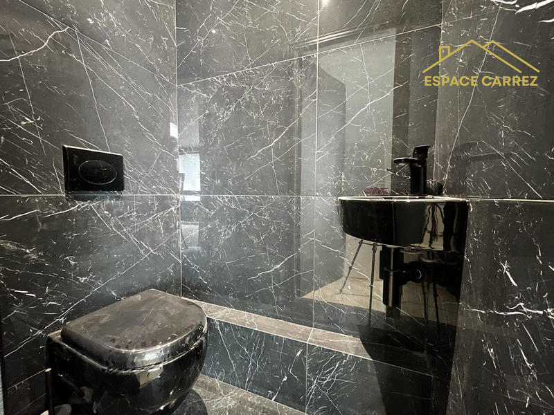 Appartement - 90 m² - 4 pièces