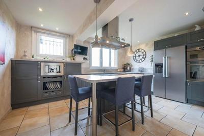 Maison - 150 m² - 5 pièces