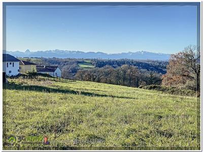 Terrain constructible - 1 515 m²