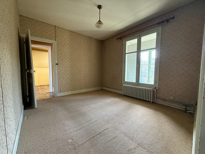 Maison - 92 m² - 5 pièces