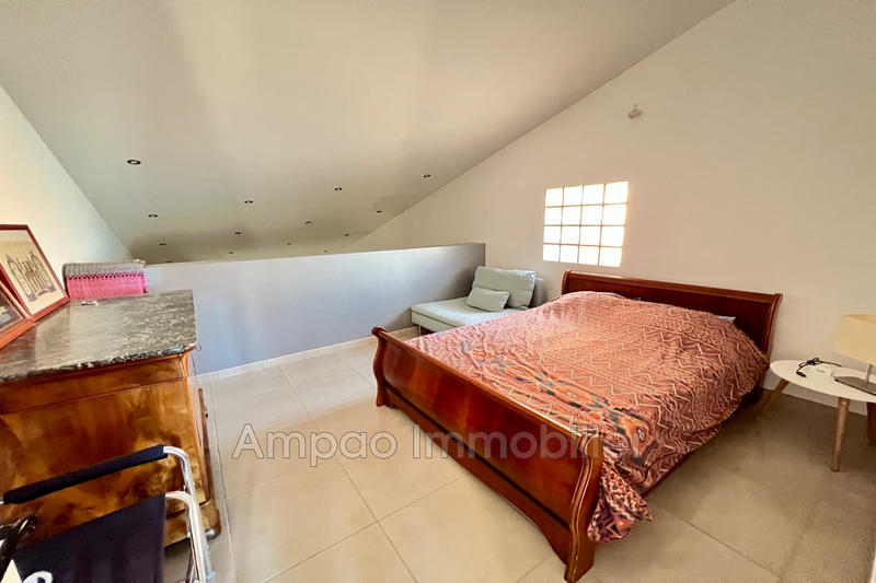 Maison - 137 m² - 5 pièces