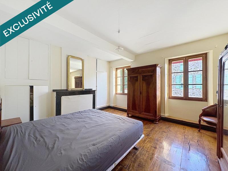 Maison - 203 m² - 7 pièces