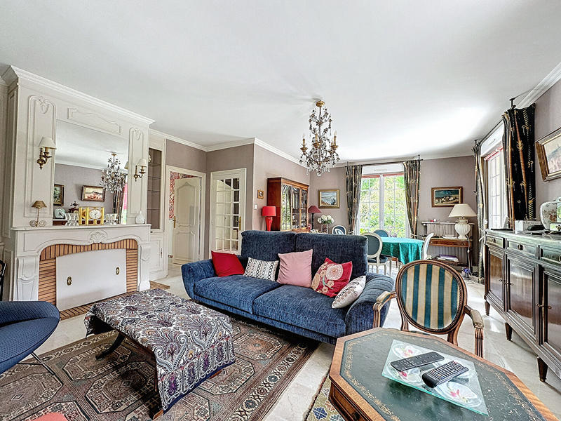 Maison - 145 m² - 7 pièces