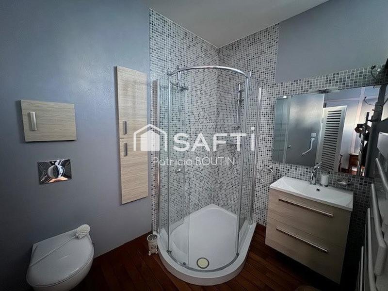 Maison de maîtres - 302 m² - 9 pièces