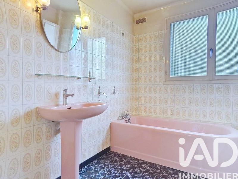 Maison - 155 m² - 8 pièces