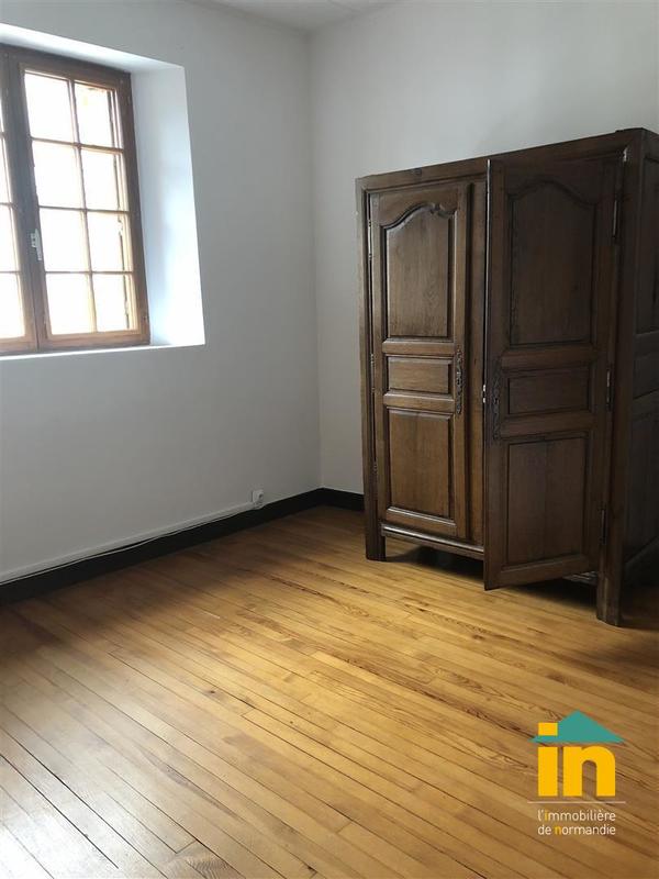 Appartement - 130 m² - 7 pièces